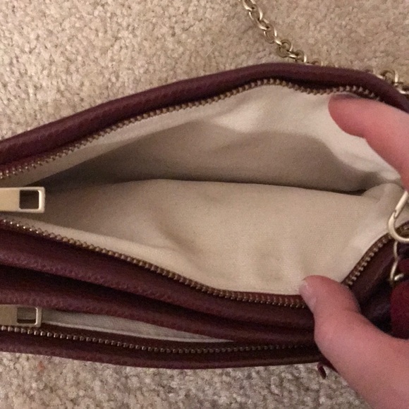 Burgundy bag with tassel from Ann Taylor - Picture 5 of 5